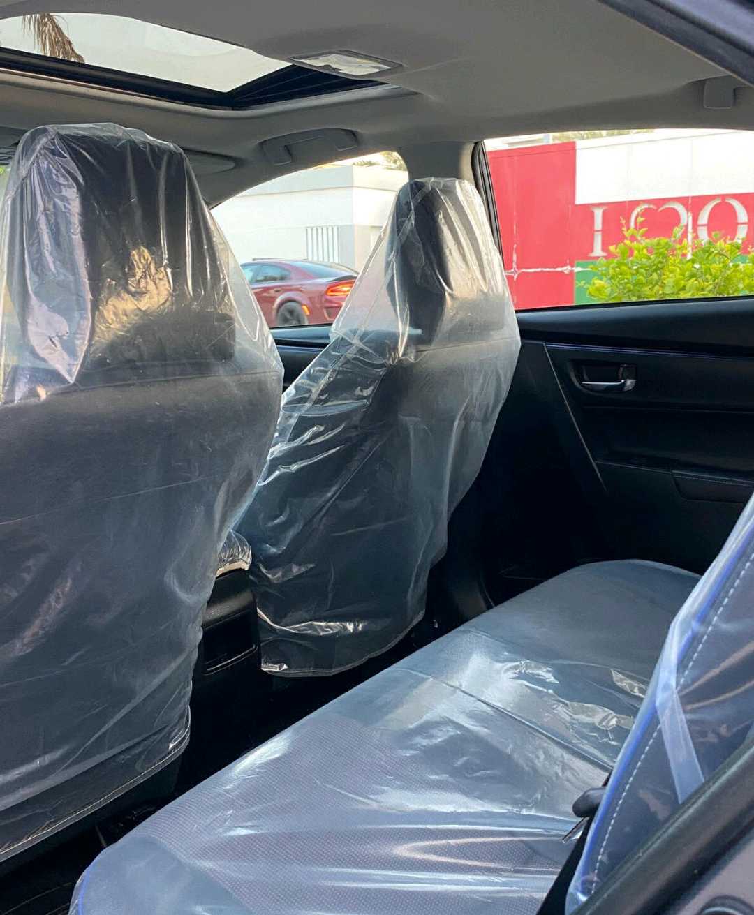 Car Image 2018 TOYOTA COROLLA SE