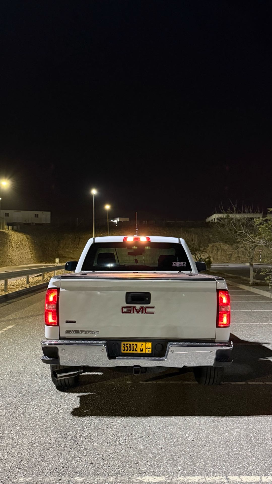 Car Image 2016 GMC SIERRA SLE