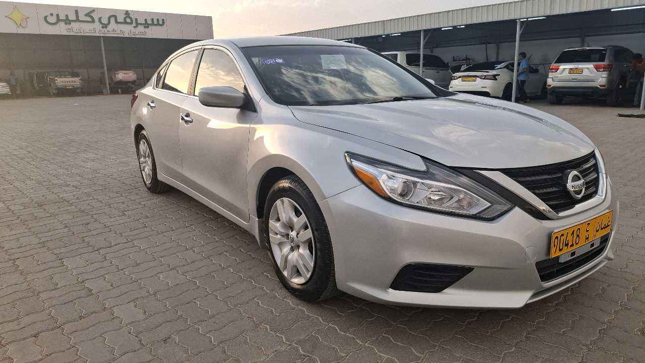 Car Image 2018 NISSAN ALTIMA S