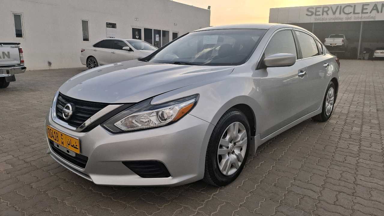 Car Image 2018 NISSAN ALTIMA S