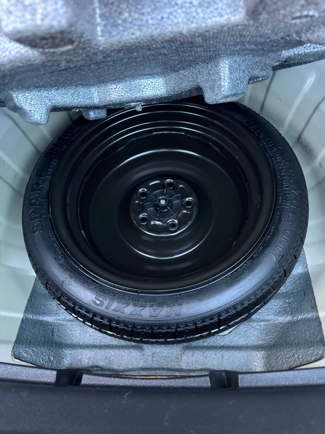 Car Image 2019 NISSAN ALTIMA SV
