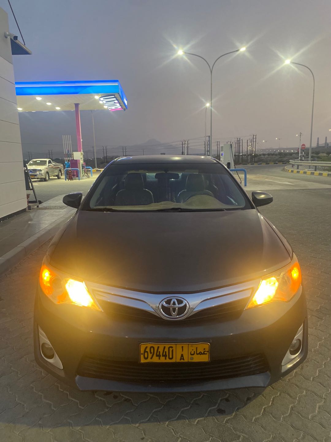 Car Image 2013 TOYOTA CAMRY LE
