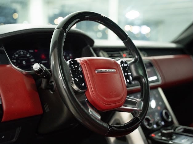 Car Image 2018 LAND ROVER VOGUE 