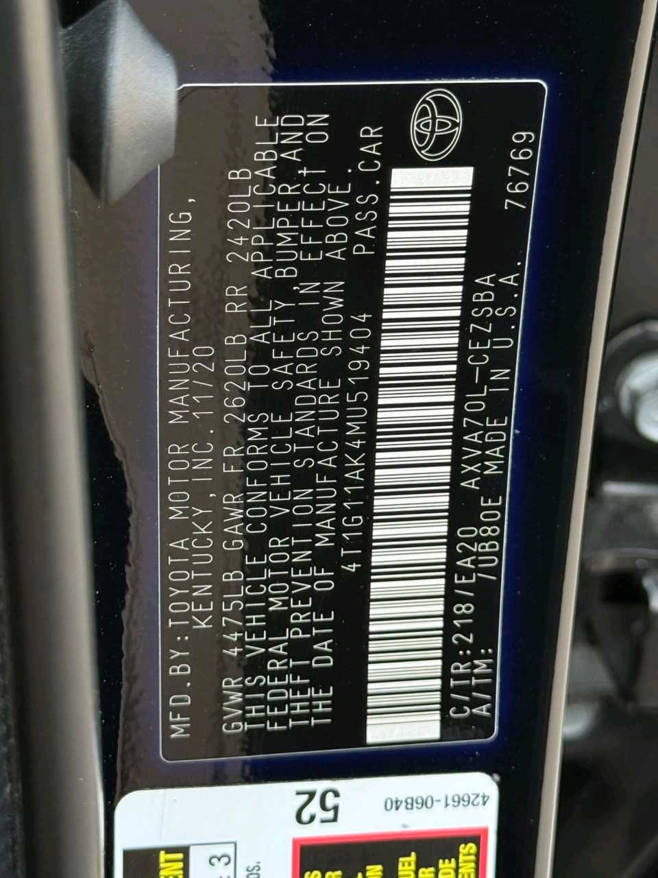 Car Image 2021 TOYOTA CAMRY SE