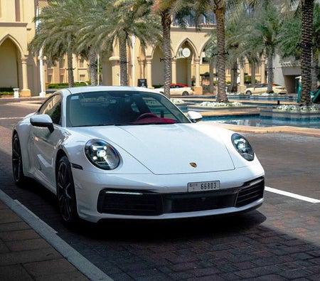 PORSCHE 911 2021