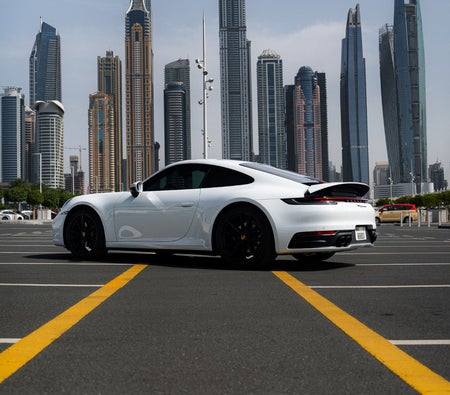 PORSCHE 911 2021