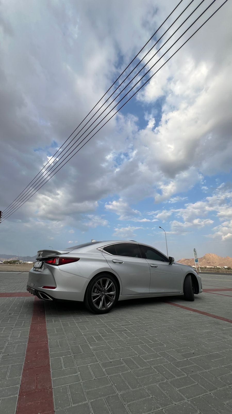 Car Image 2020 LEXUS ES F-sport