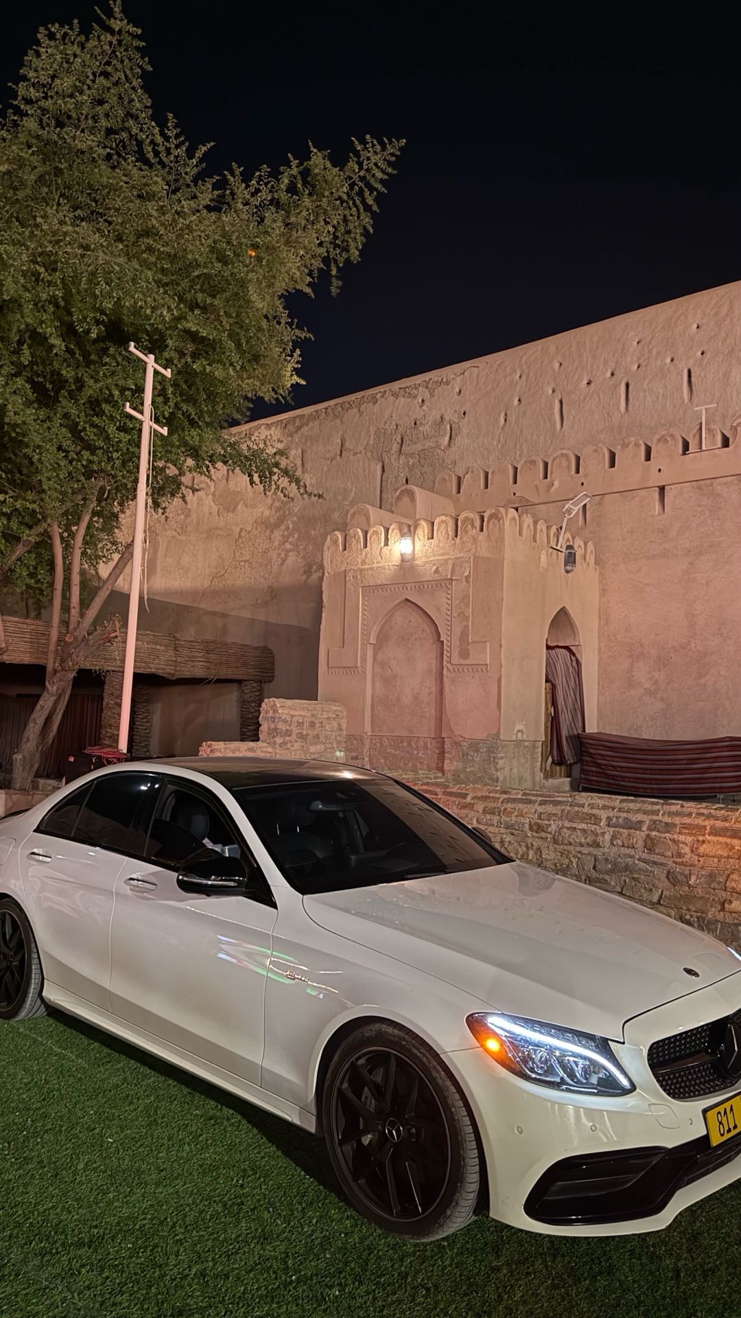 Car Image 2018 MERCEDES C Class 43