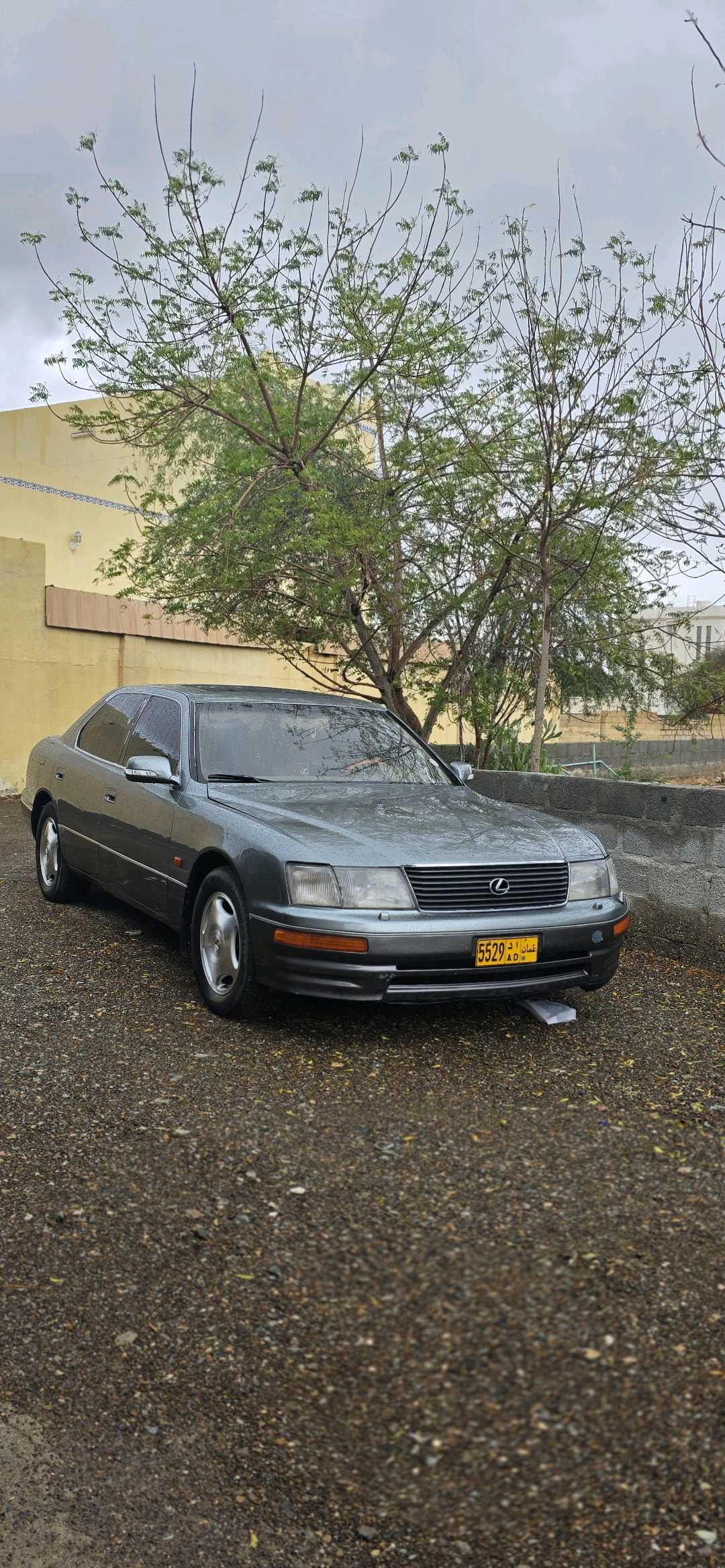 Car Image 1996 LEXUS LS 400