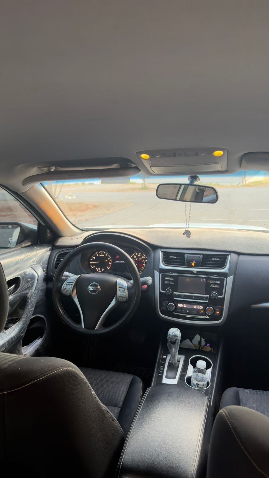 Car Image 2018 NISSAN ALTIMA SV
