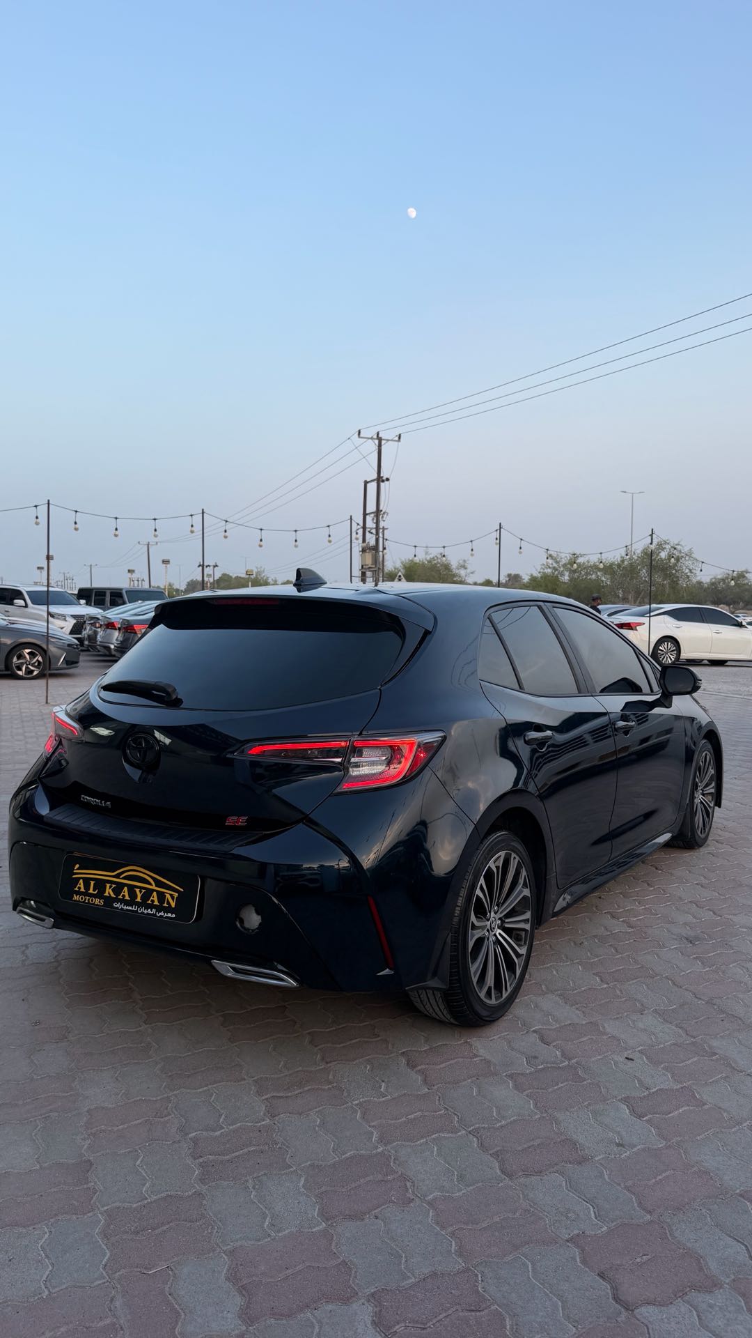 Car Image 2019 TOYOTA COROLLA SE