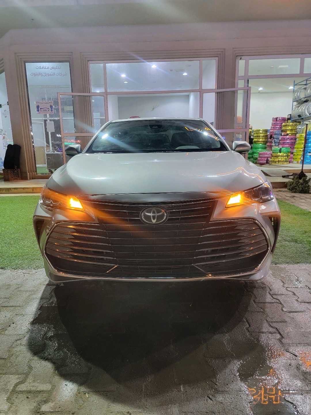 Car Image 2019 TOYOTA AVALON XLE