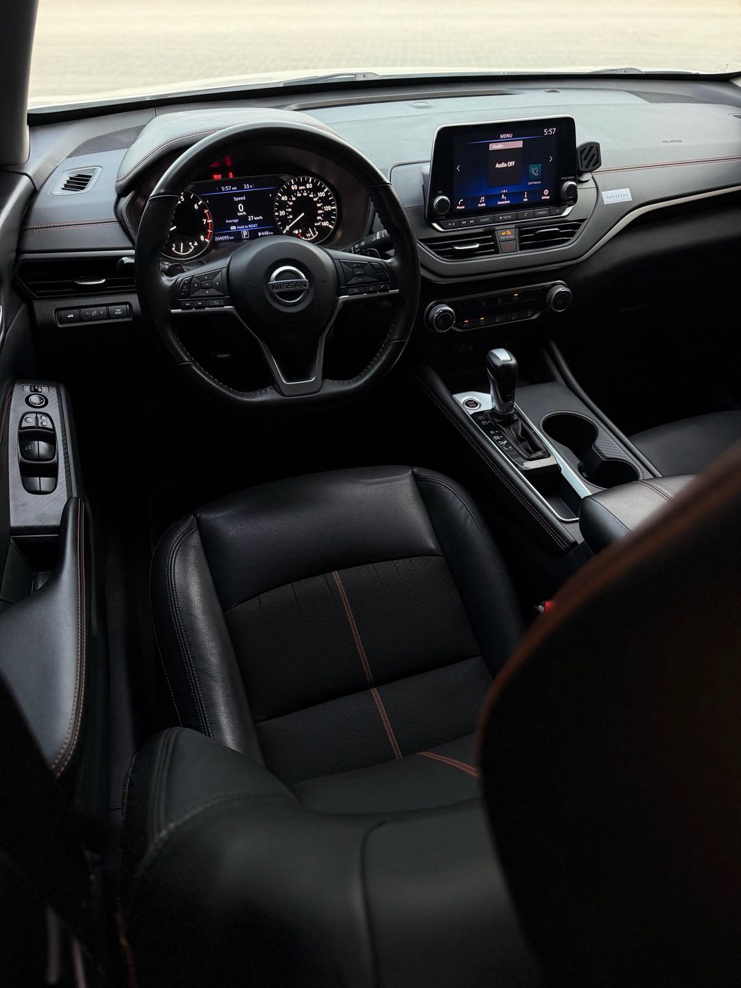 Car Image 2022 NISSAN ALTIMA SR