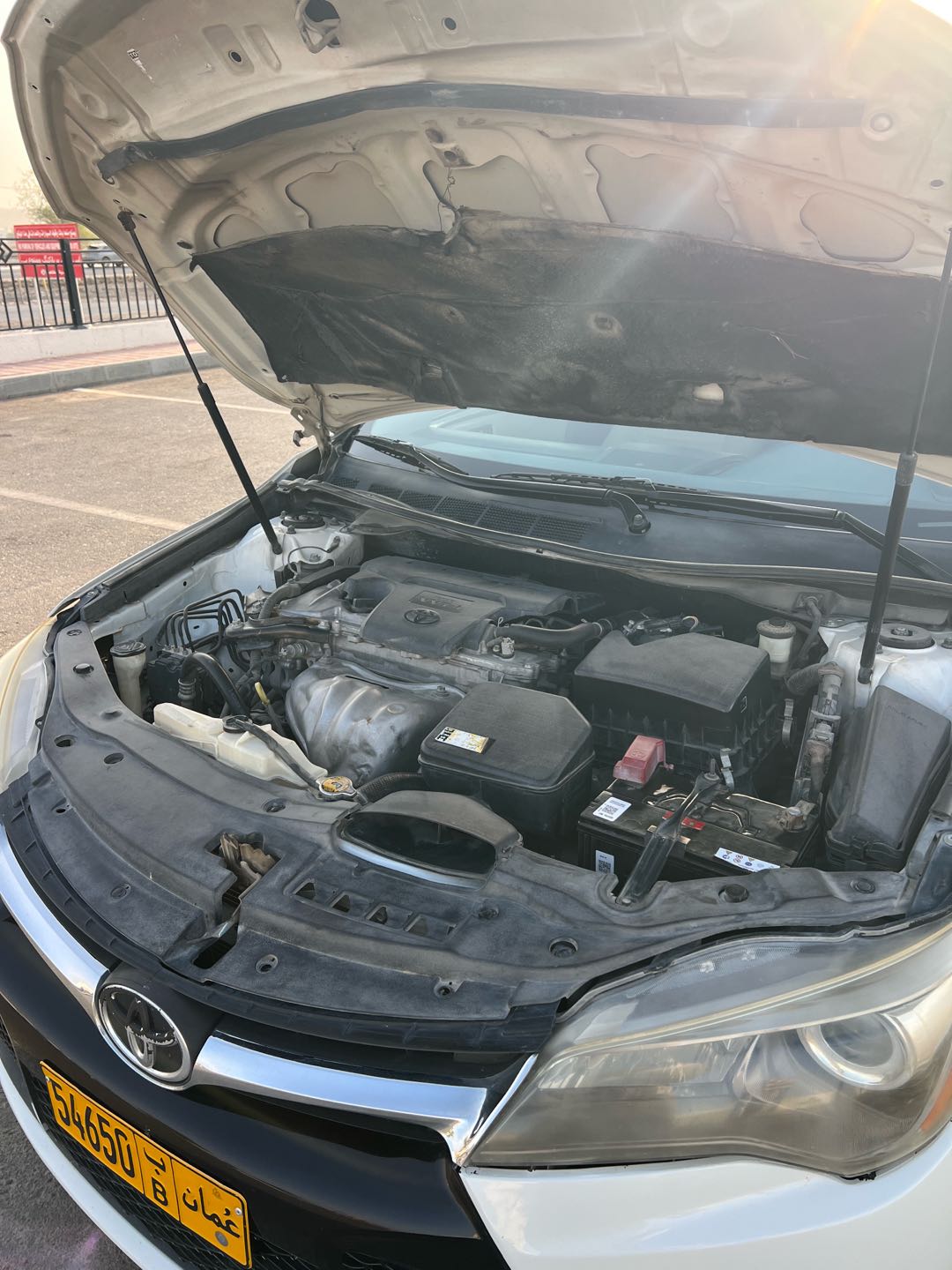Car Image 2015 TOYOTA CAMRY SE