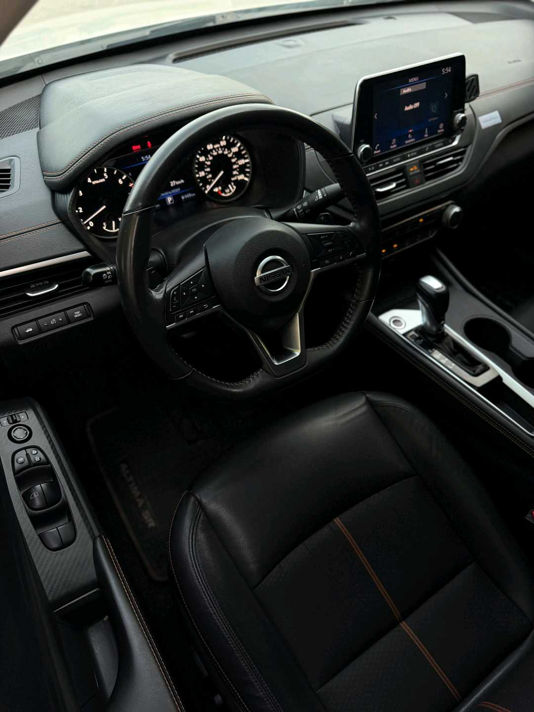 Car Image 2022 NISSAN ALTIMA SR