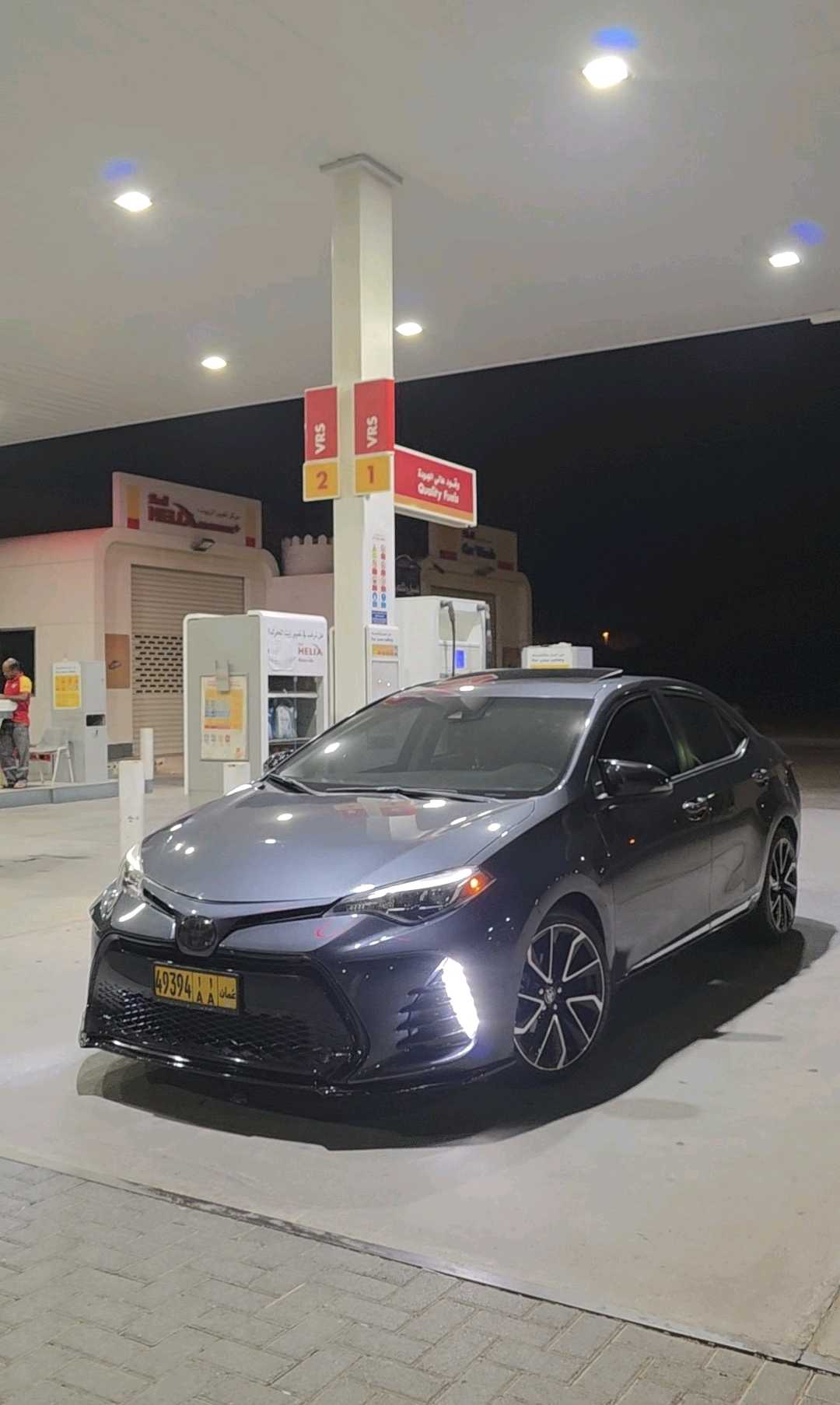 Car Image 2018 TOYOTA COROLLA SE