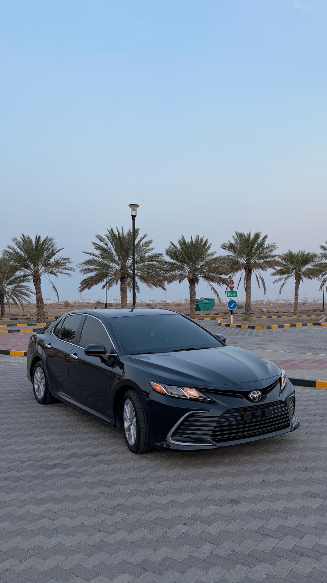 Car Image 2021 TOYOTA CAMRY LE