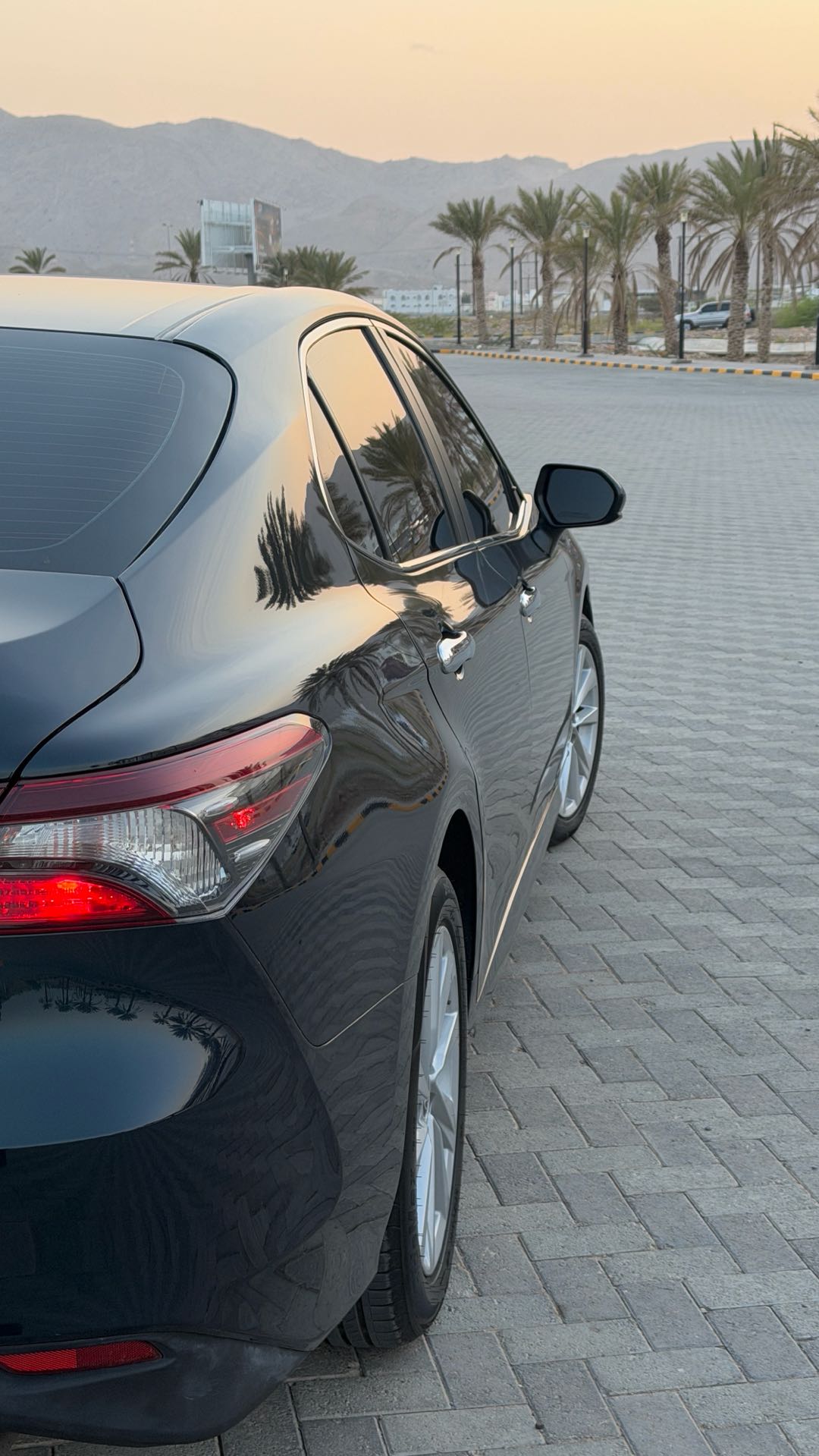 Car Image 2021 TOYOTA CAMRY LE