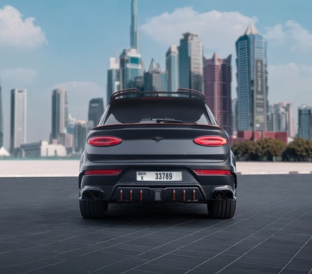BENTLEY BENTAYGA 2023