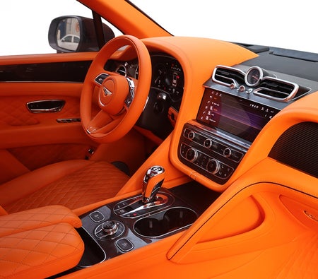 BENTLEY BENTAYGA 2023