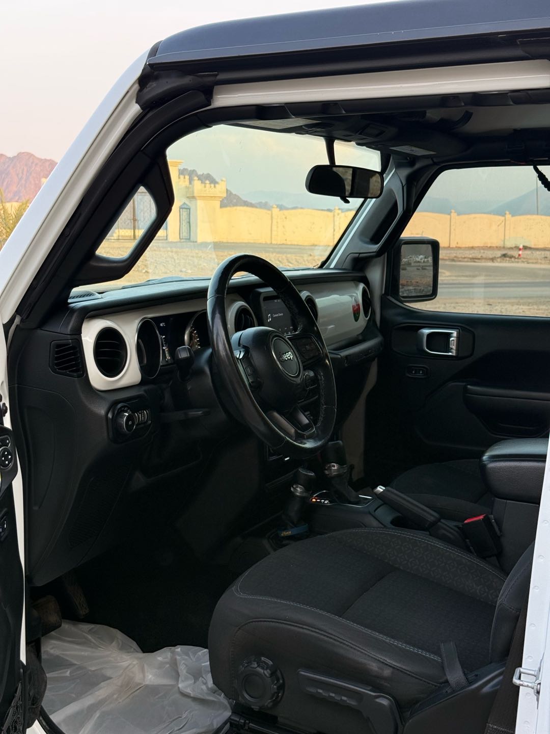 Car Image 2021 JEEP WRANGLER Sport