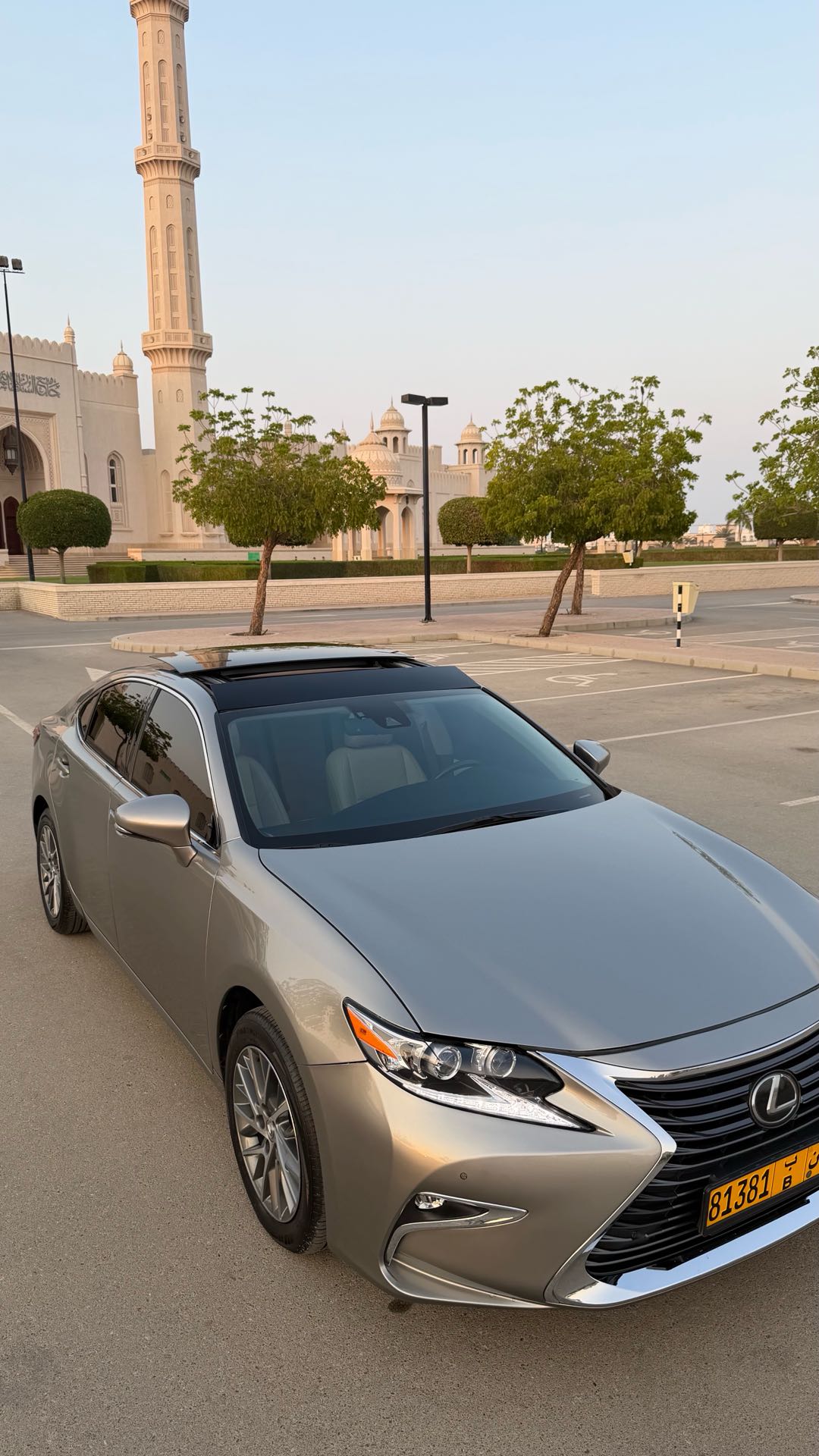 Car Image 2017 LEXUS ES 350