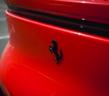 FERRARI PUROSANGUE 2025