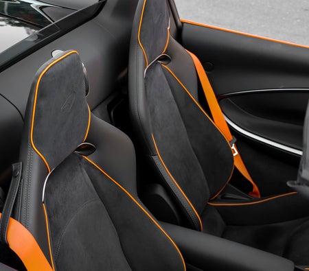 MCLAREN Artura Spider 2025
