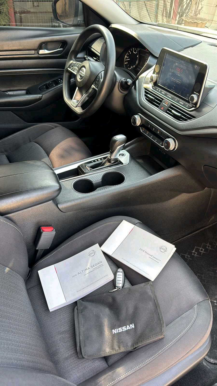 Car Image 2019 NISSAN ALTIMA S