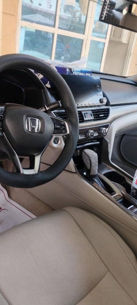 Car Image 2018 HONDA ACCORD EX