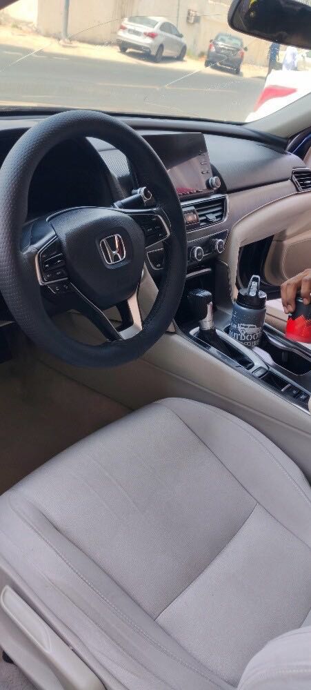 Car Image 2018 HONDA ACCORD EX