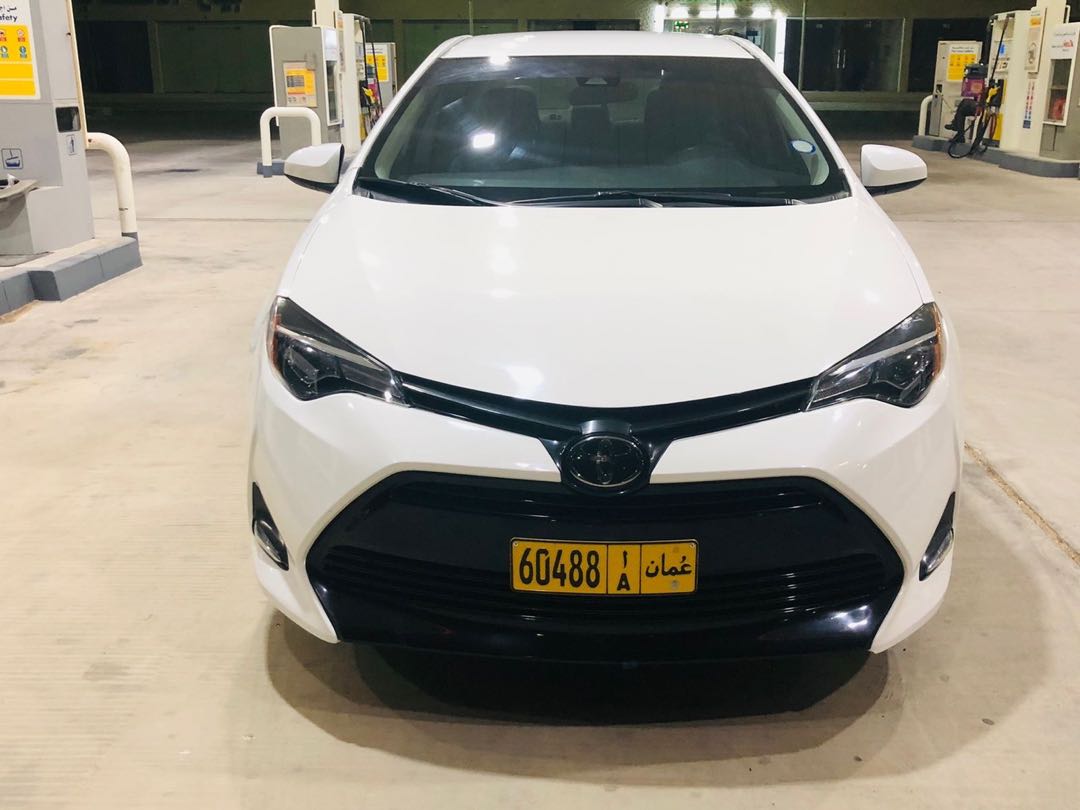 Car Image 2017 TOYOTA COROLLA S