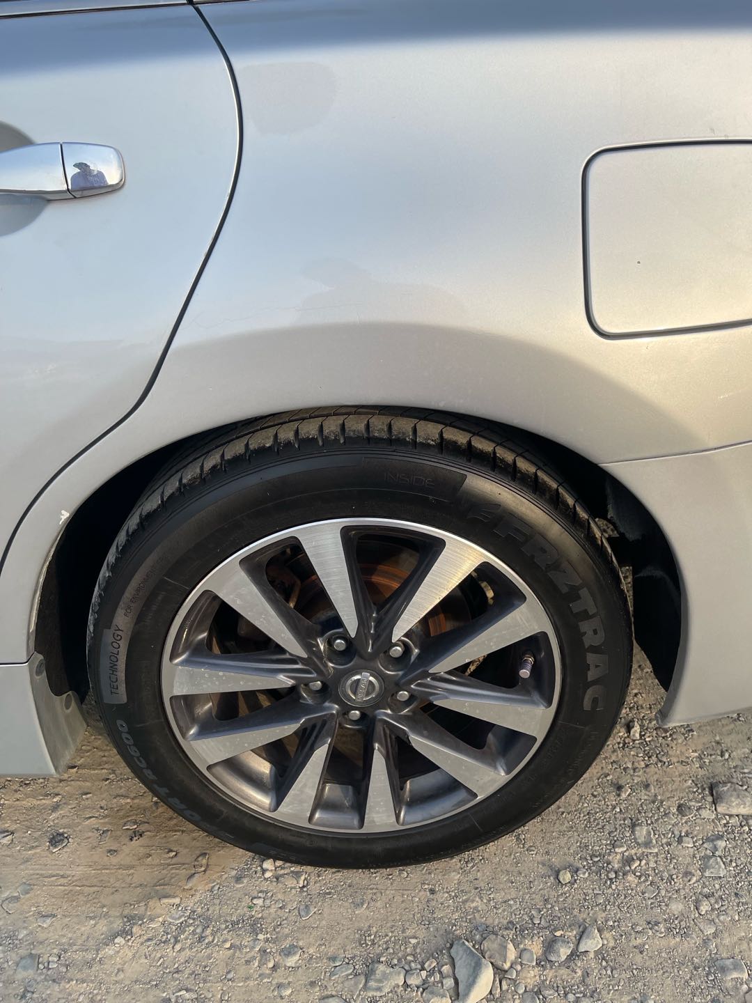 Car Image 2017 NISSAN ALTIMA SV