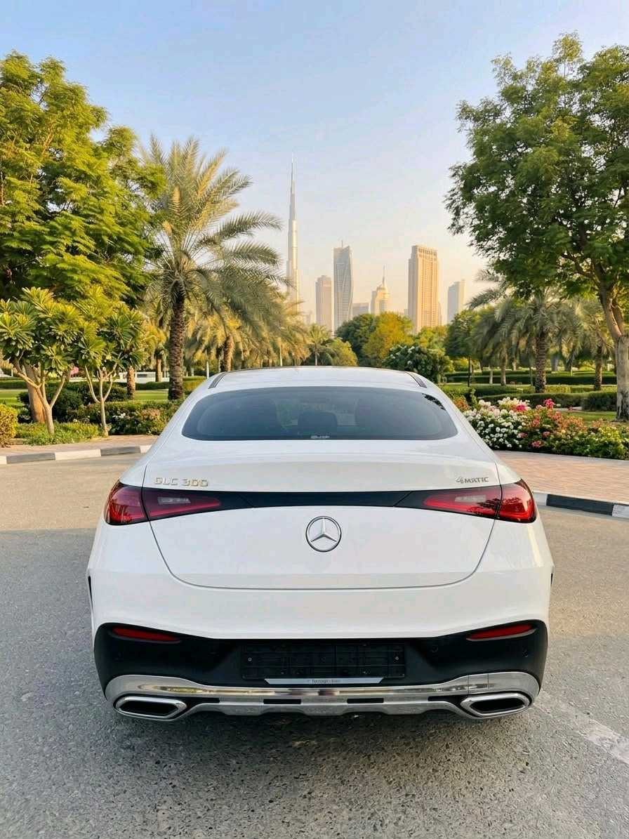 Car Image 2025 MERCEDES GLC CLASS 