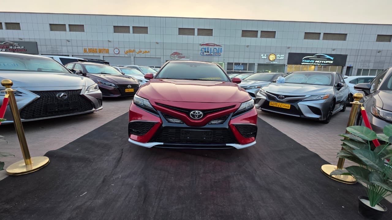 Car Image 2021 TOYOTA CAMRY SE