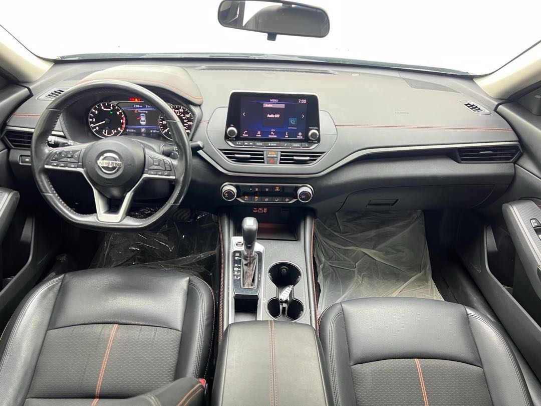 Car Image 2022 NISSAN ALTIMA SR