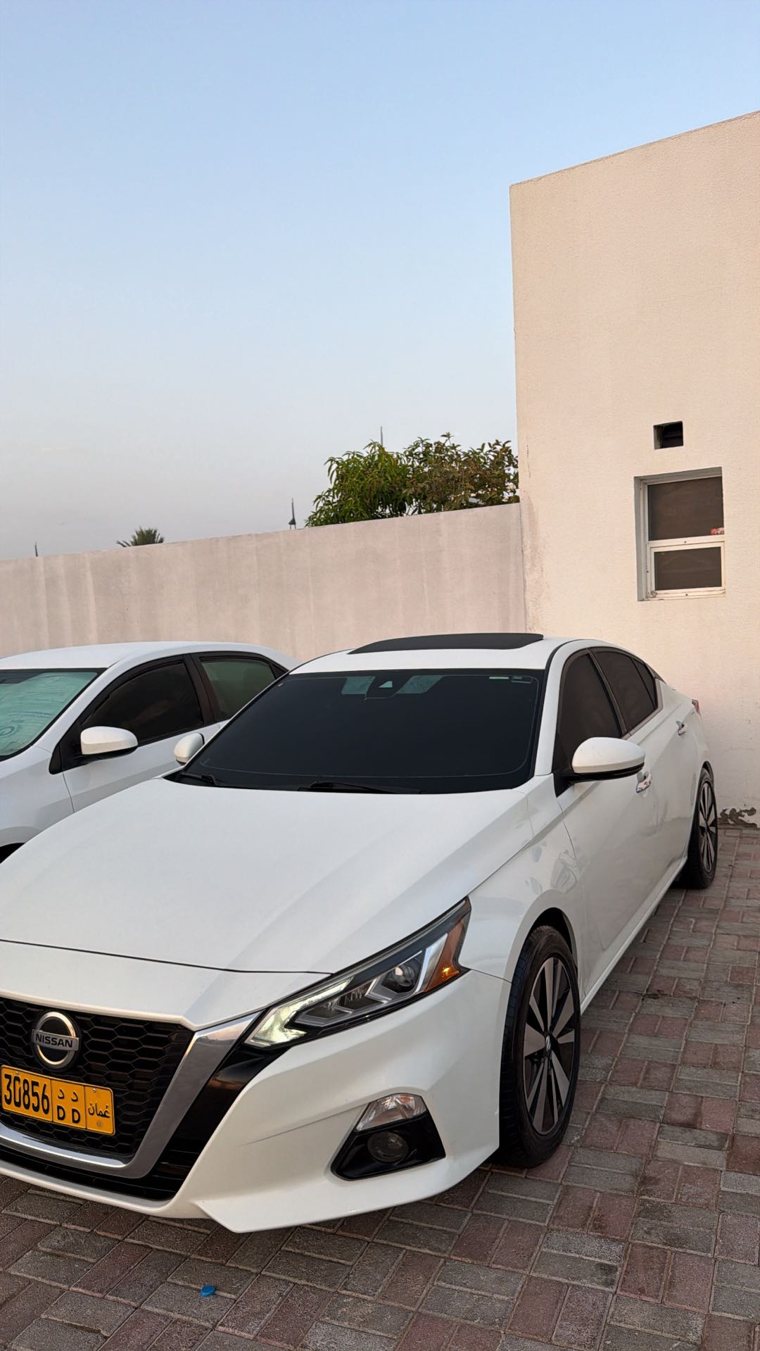 Car Image 2020 NISSAN ALTIMA SV