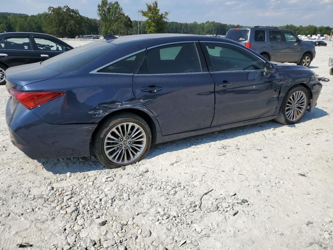 Car Image 2019 TOYOTA AVALON LIMITED
