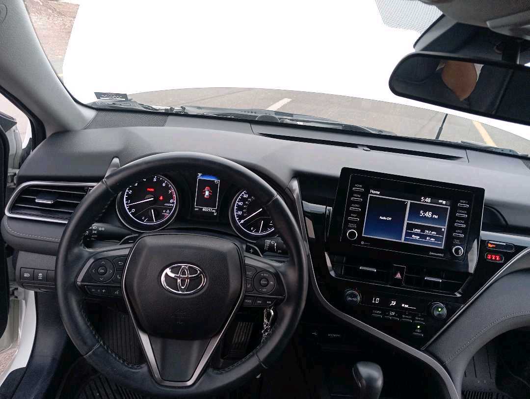 Car Image 2021 TOYOTA CAMRY SE