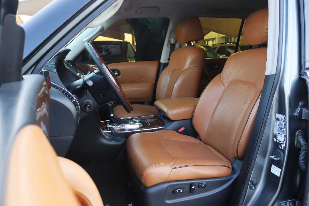 Car Image 2014 NISSAN PATROL Platinum