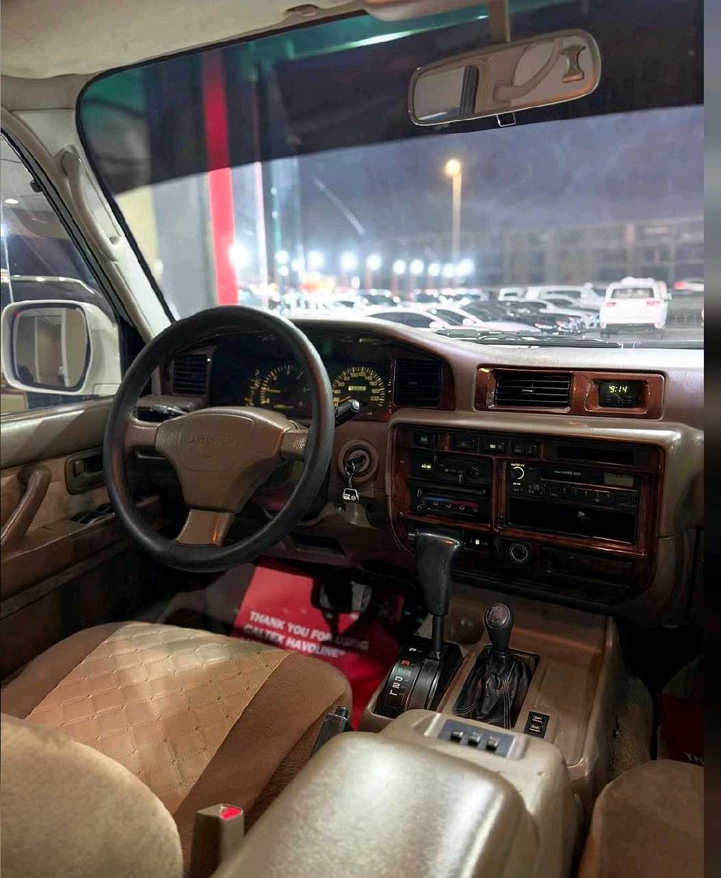 Car Image 1997 TOYOTA LAND CRUISER GX.R