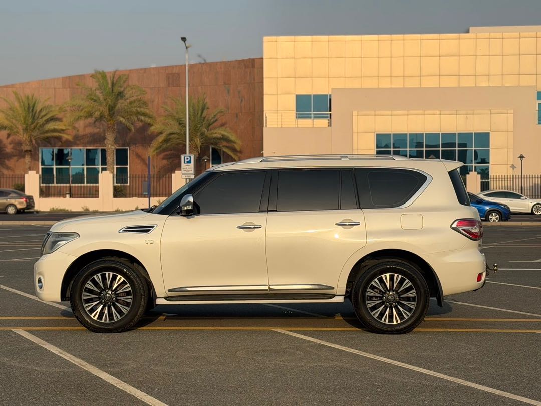 Car Image 2015 NISSAN PATROL Platinum