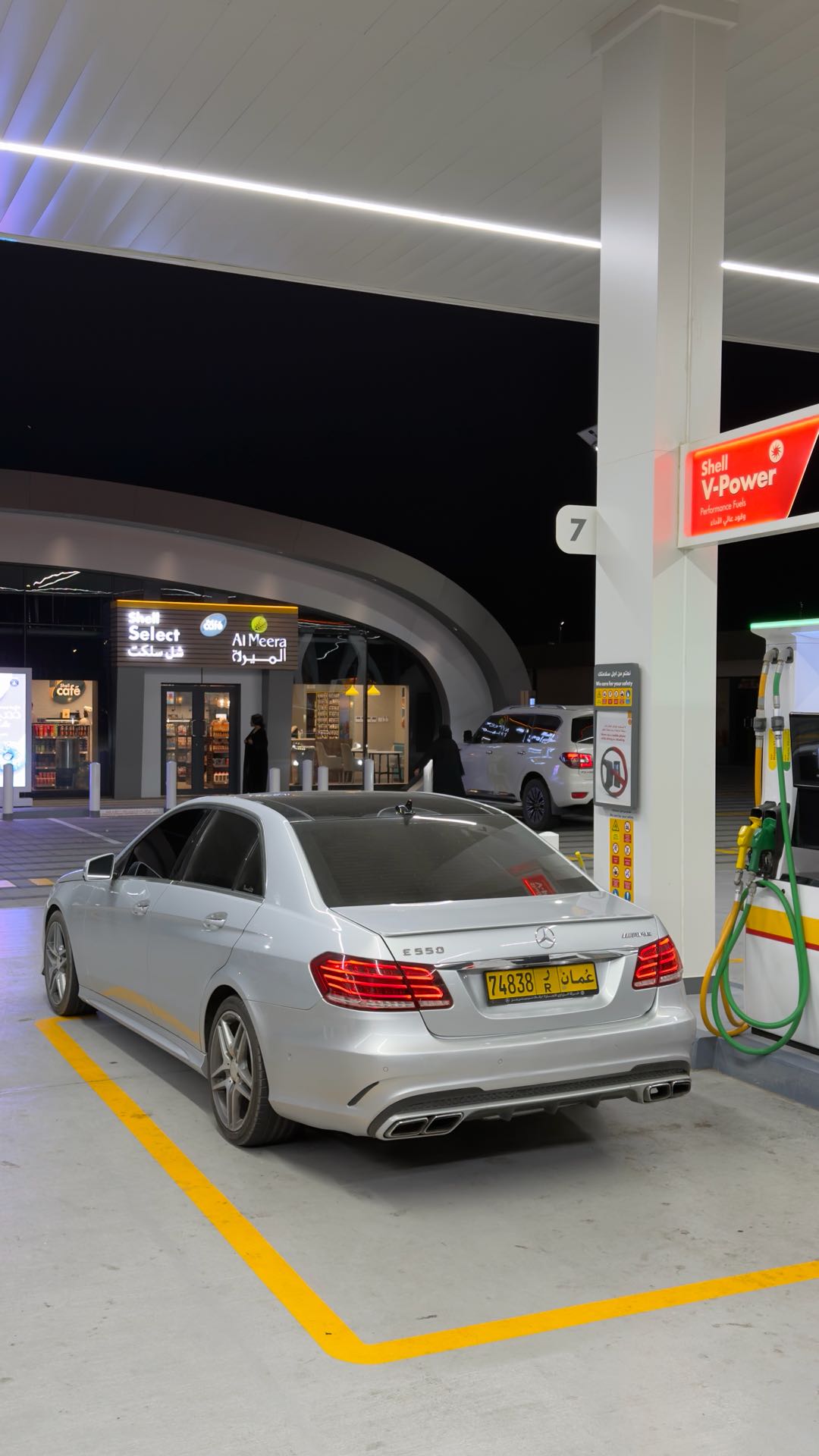 Car Image 2014 MERCEDES E Class 550