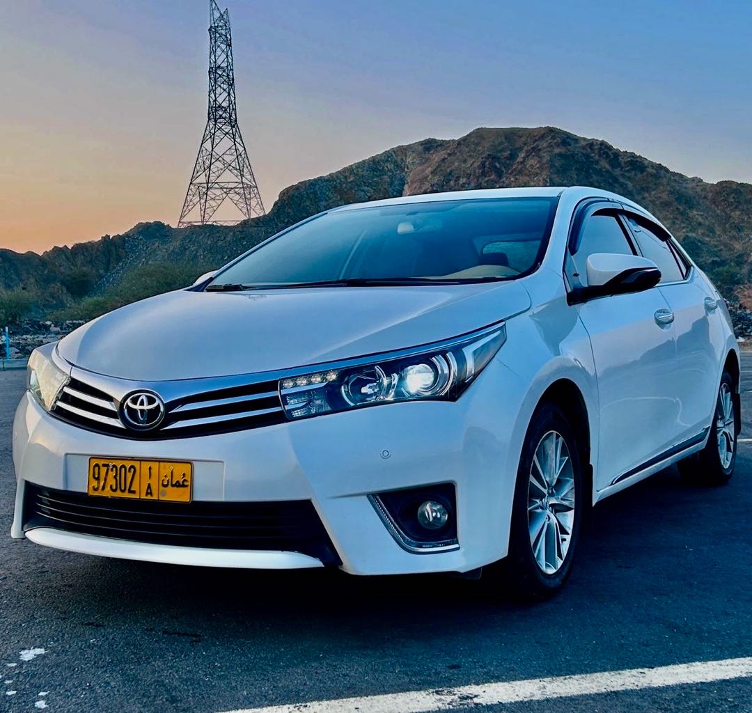 Car Image 2016 TOYOTA COROLLA GLI