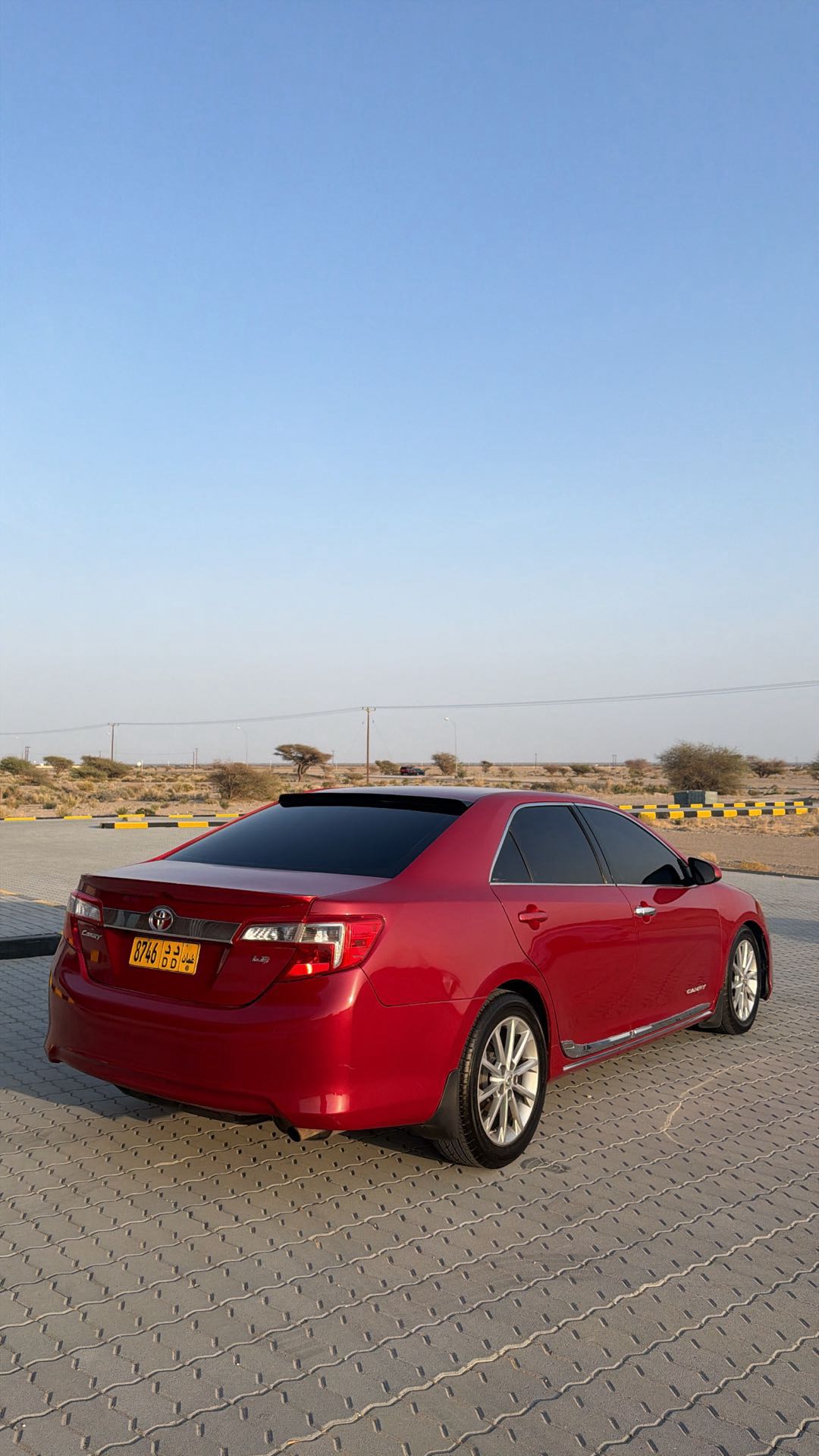 Car Image 2012 TOYOTA CAMRY LE