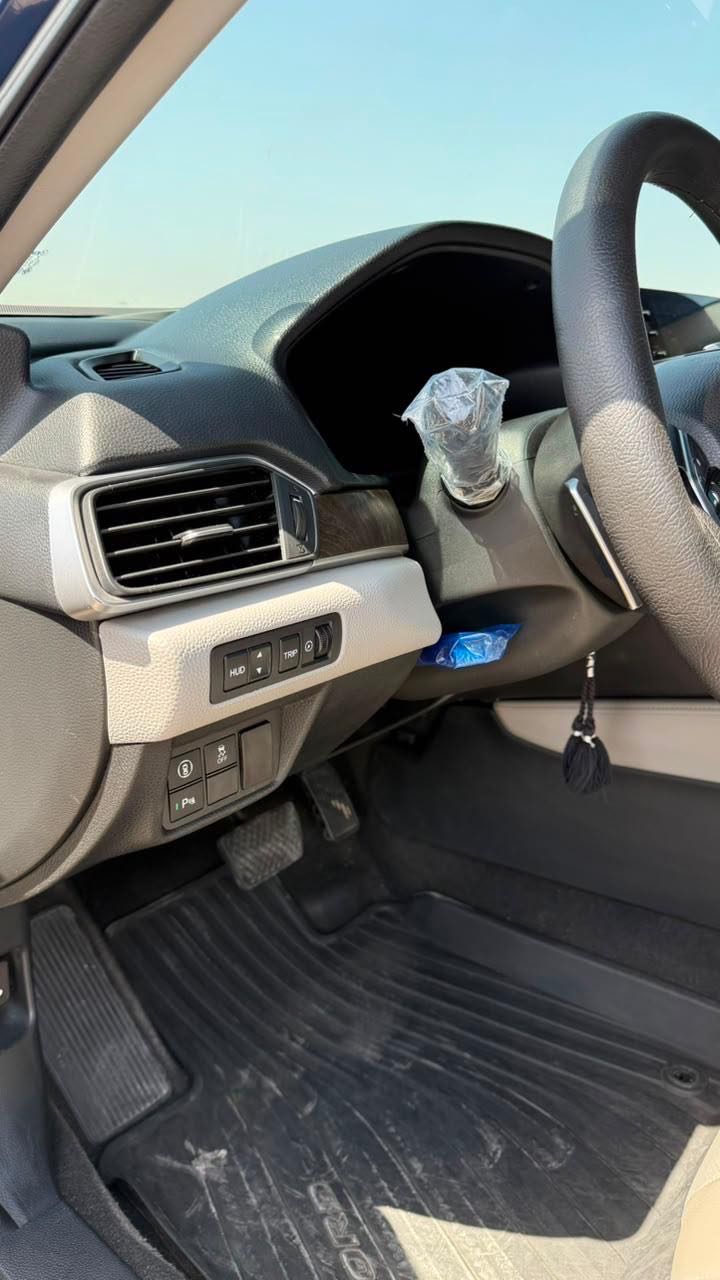Car Image 2018 HONDA ACCORD SPORT