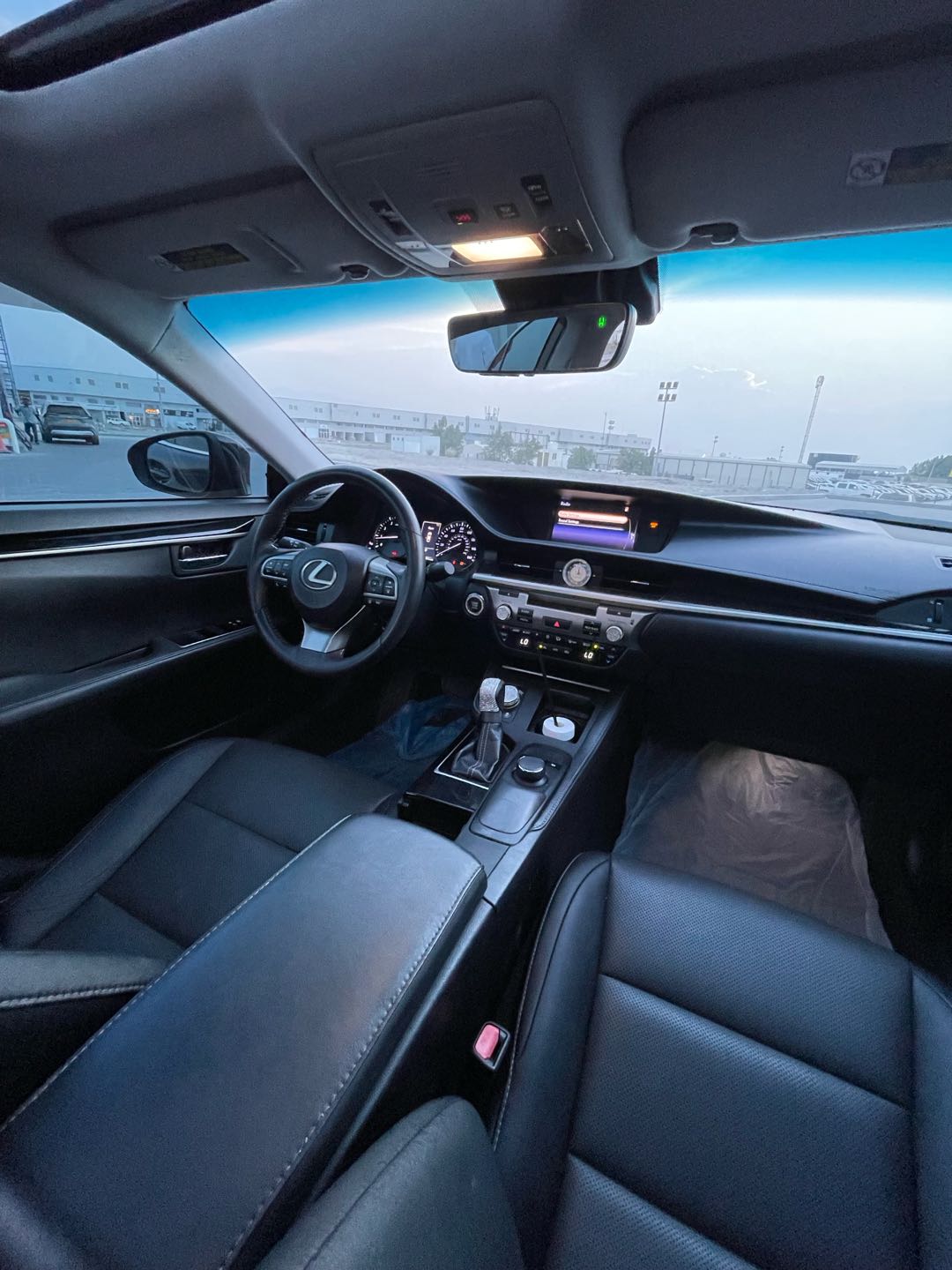 Car Image 2018 LEXUS ES 350