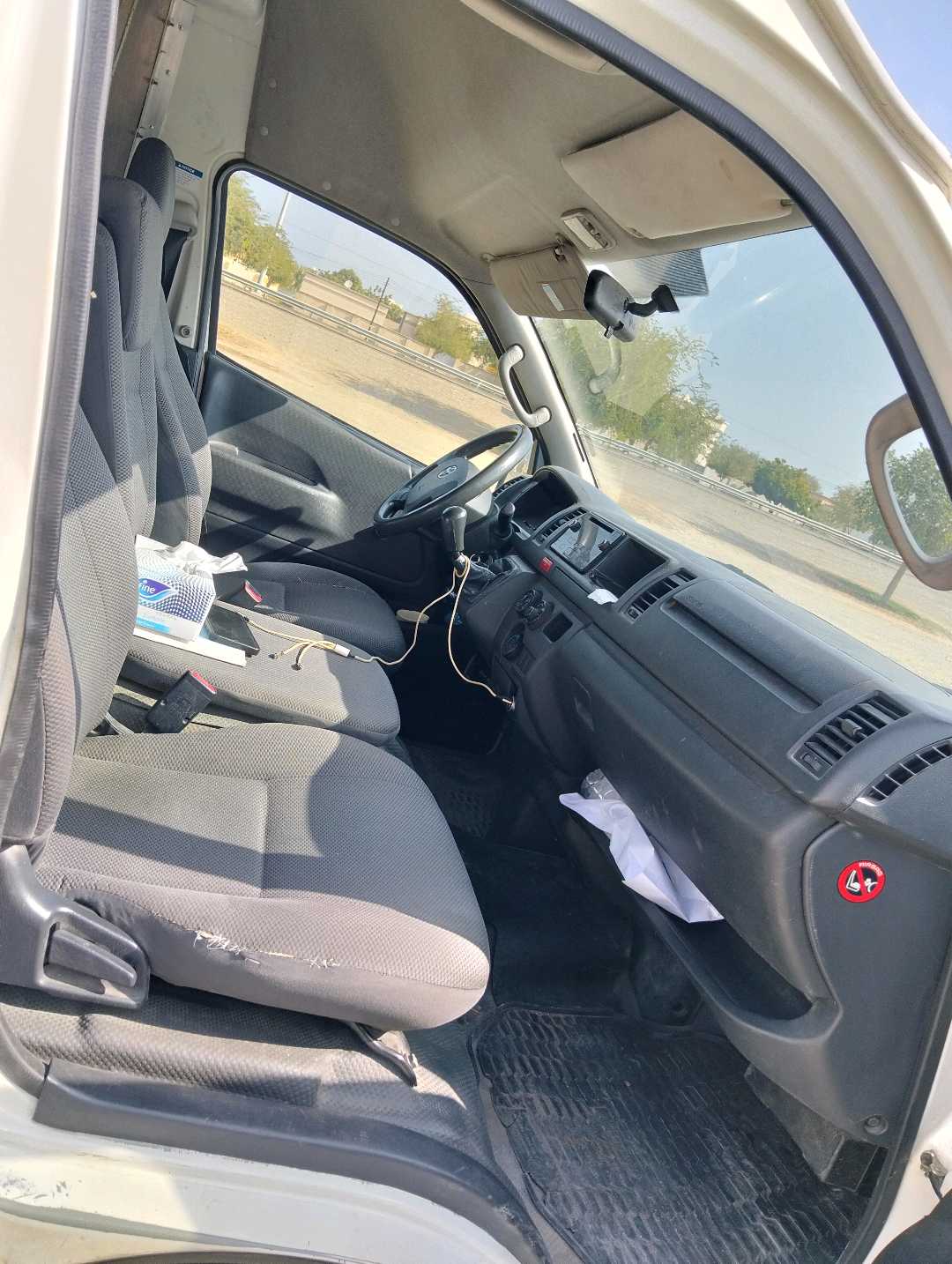 Car Image 2016 TOYOTA Hiace Standard