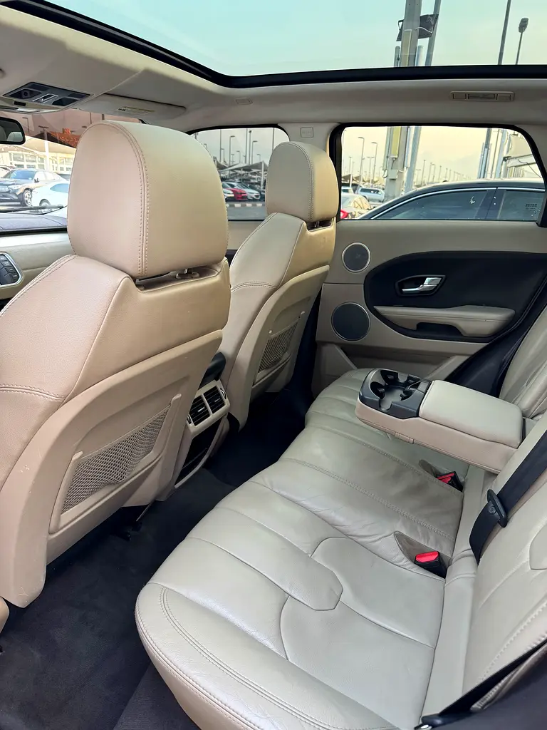 Car Image 2012 LAND ROVER EVOQUE HSE