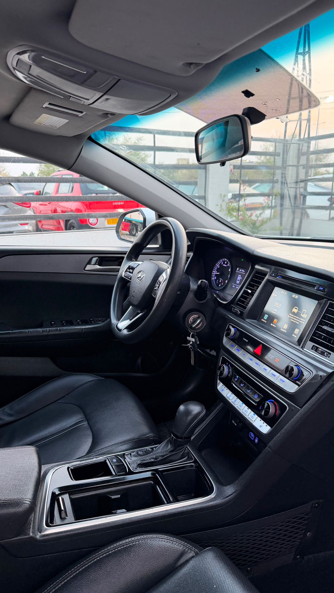 Car Image 2018 HYUNDAI SONATA SE